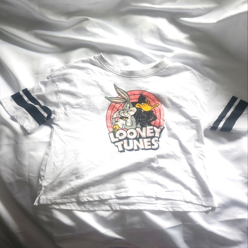 Bugs bunny and Daffy duck shirt